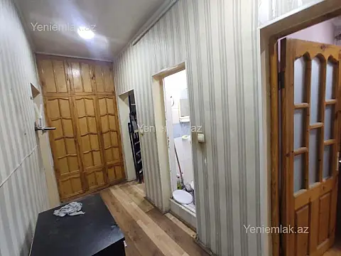 Satılır 3 otaqlı köhnə tikili 55 m²