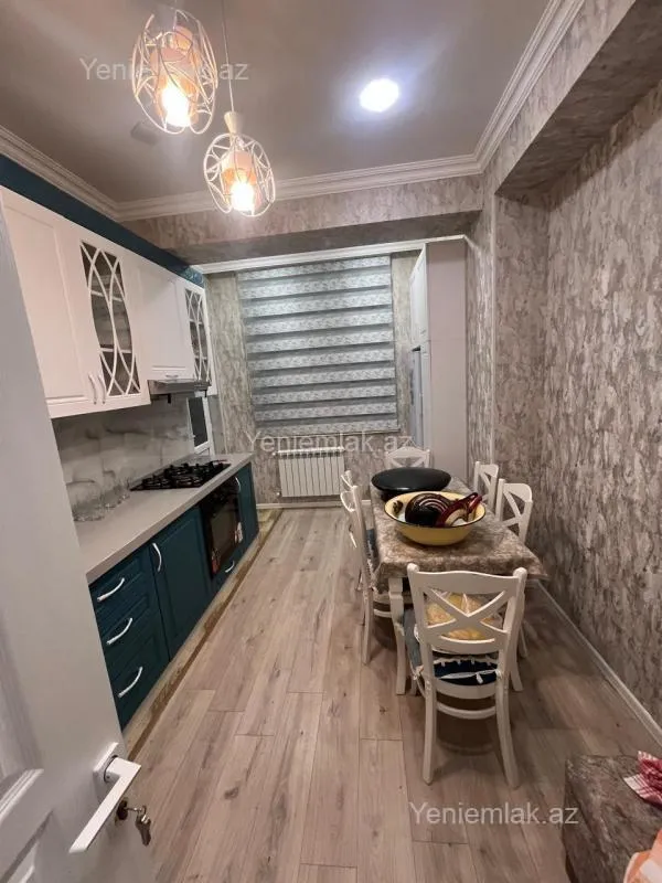 Satılır 3 otaqlı yeni tikili 82 m²