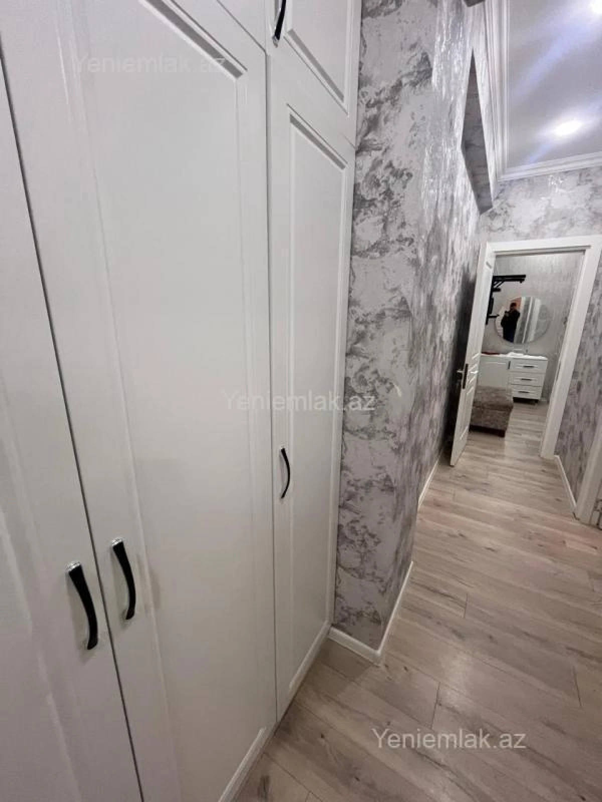 Satılır 3 otaqlı yeni tikili 82 m²