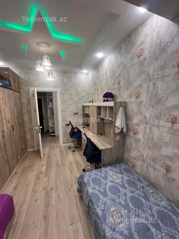 Satılır 3 otaqlı yeni tikili 82 m²