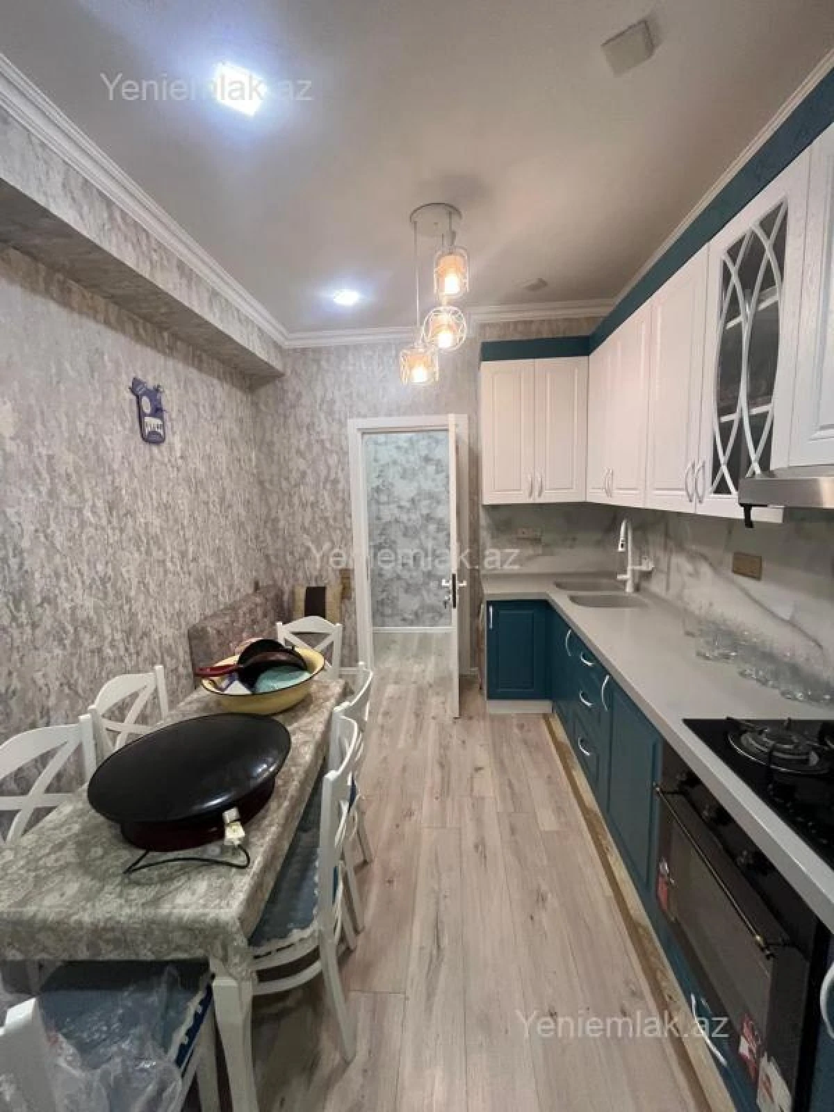 Satılır 3 otaqlı yeni tikili 82 m²