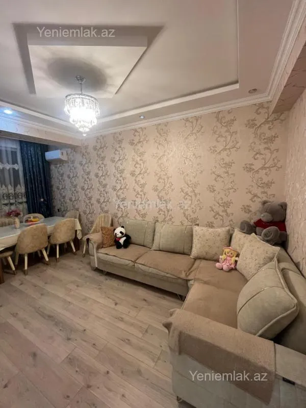 Satılır 3 otaqlı yeni tikili 82 m²
