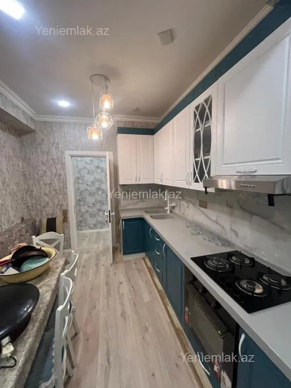 Satılır 3 otaqlı yeni tikili 82 m²