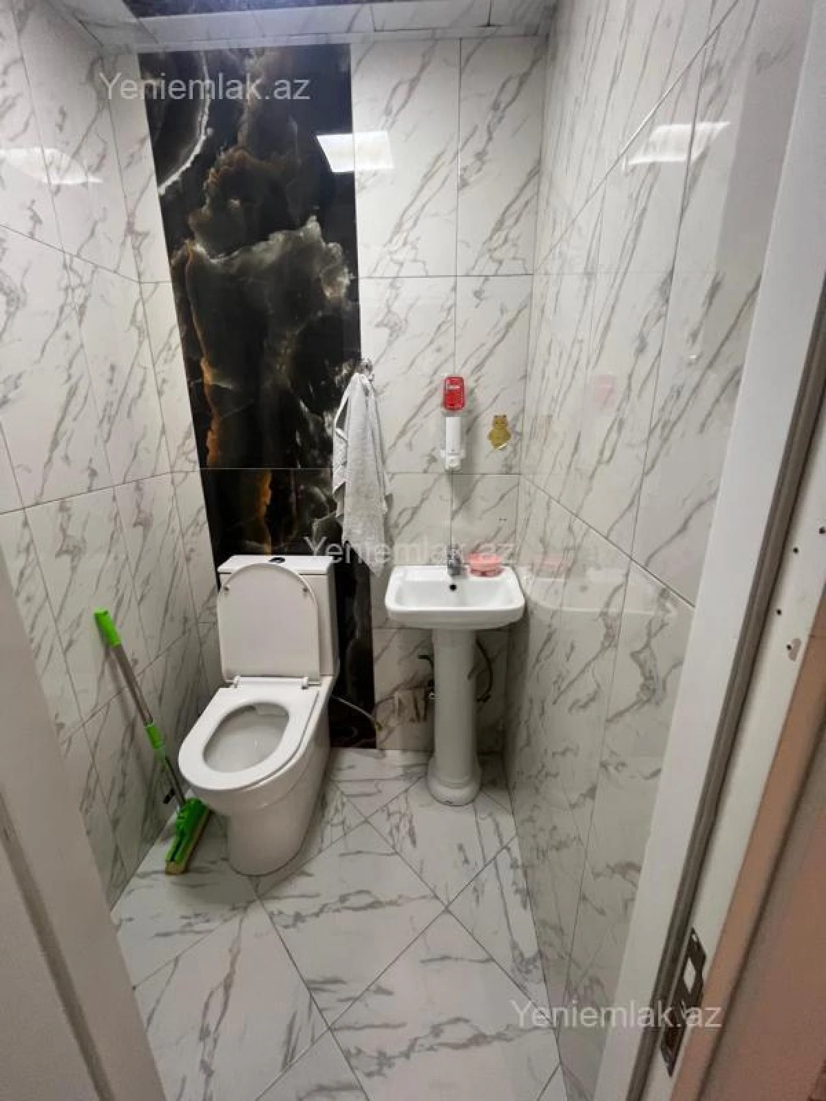 Satılır 3 otaqlı yeni tikili 82 m²