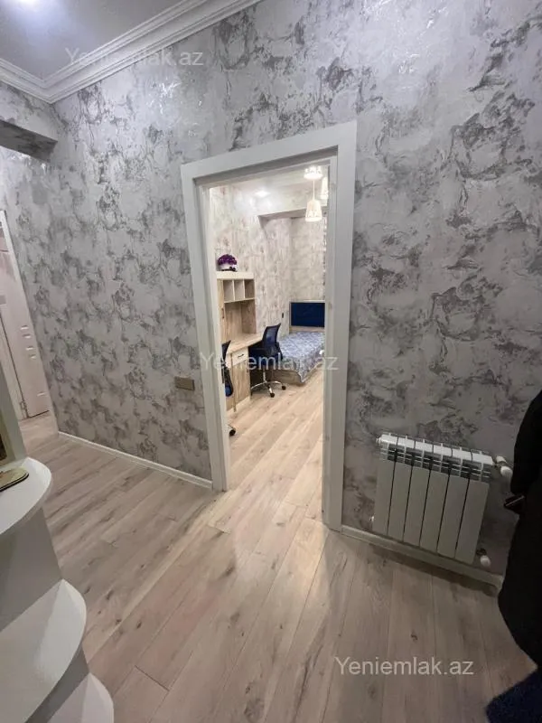 Satılır 3 otaqlı yeni tikili 82 m²