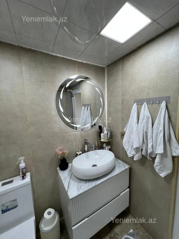 Satılır 3 otaqlı köhnə tikili 85 m²