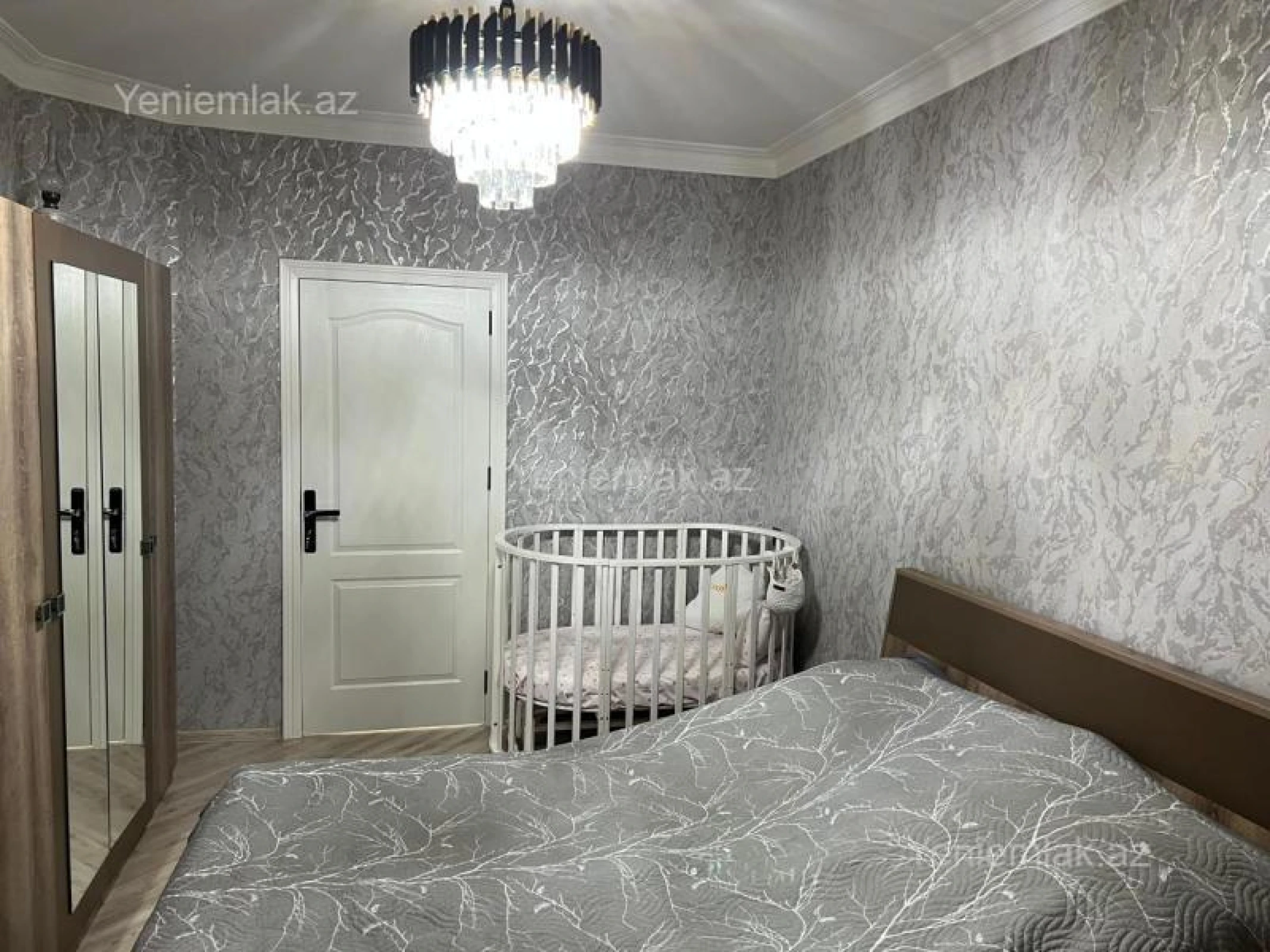 Satılır 3 otaqlı köhnə tikili 85 m²