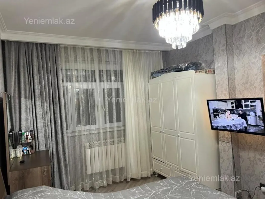 Satılır 3 otaqlı köhnə tikili 85 m²