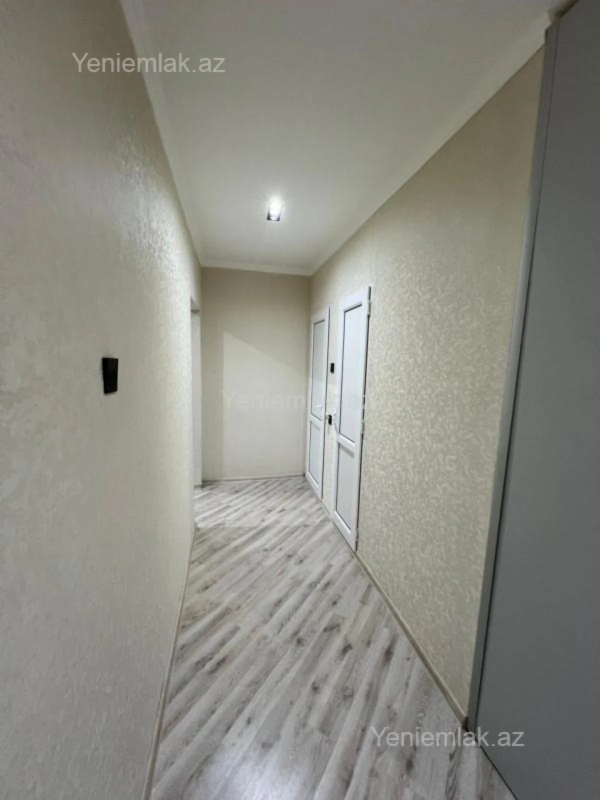 Satılır 3 otaqlı köhnə tikili 85 m²