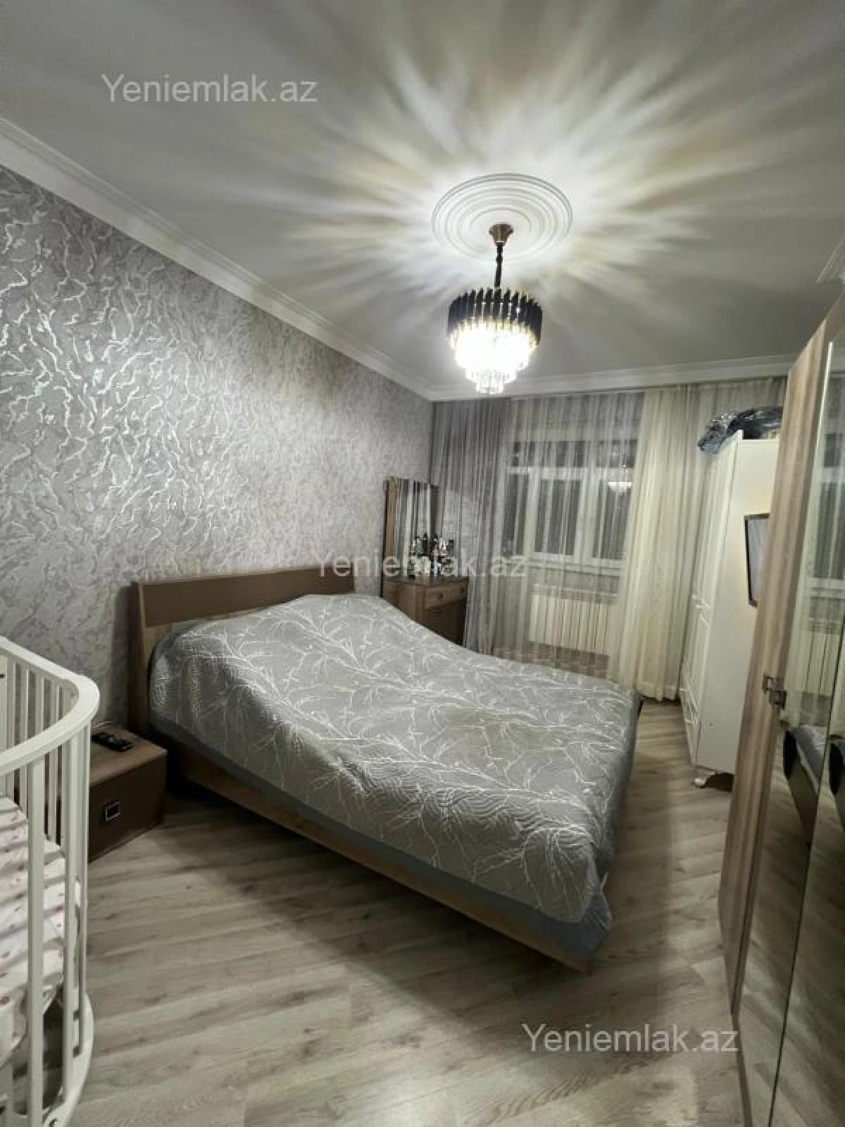 Satılır 3 otaqlı köhnə tikili 85 m²