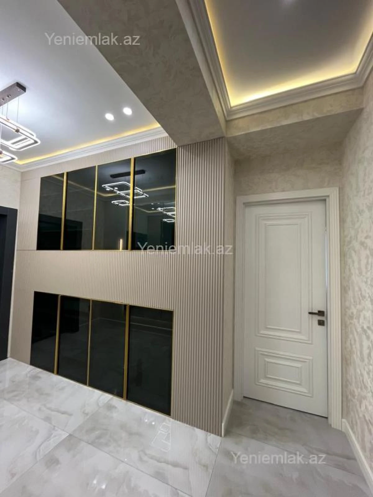 Satılır 2 otaqlı yeni tikili 72 m²