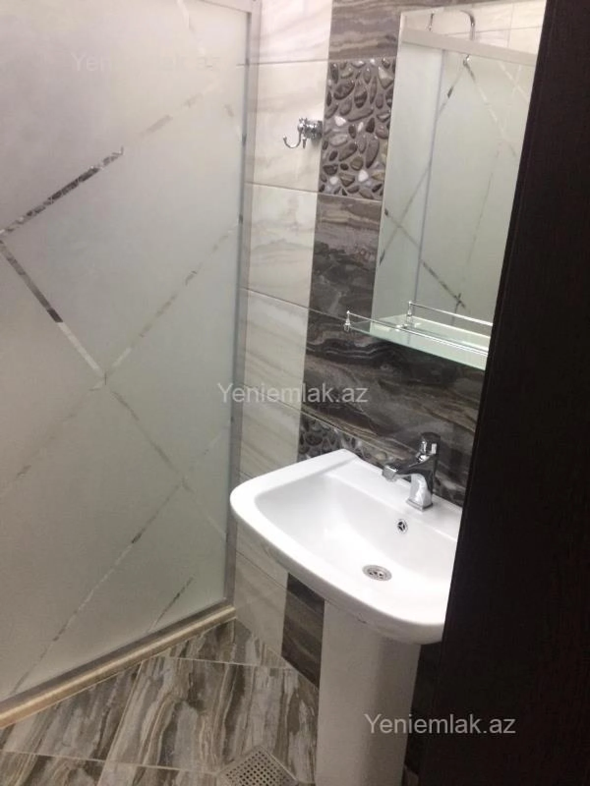 Satılır 3 otaqlı yeni tikili 118 m²