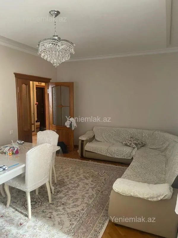 Satılır 3 otaqlı yeni tikili 110 m²