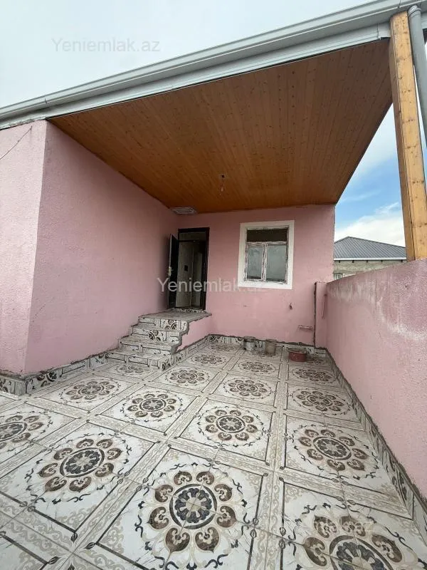 Satılır 3 otaqlı həyət evi 100 m²