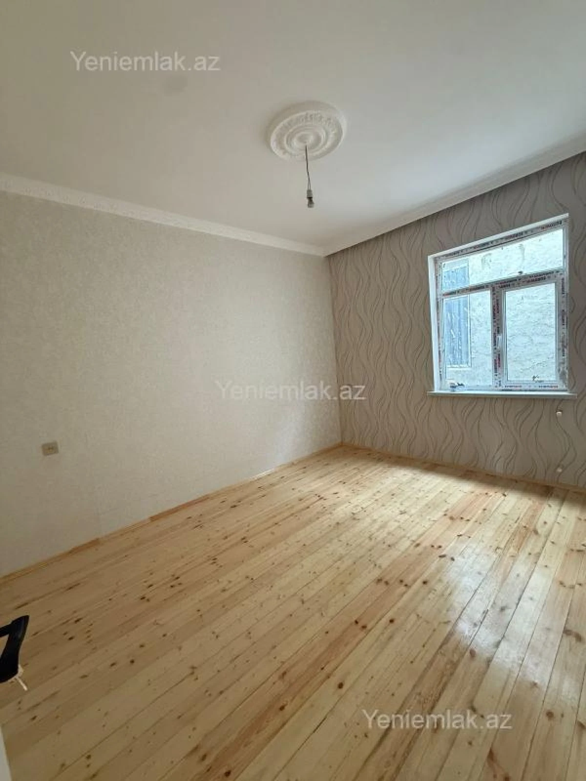 Satılır 3 otaqlı həyət evi 100 m²