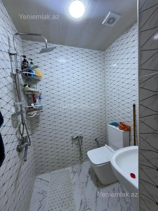 Satılır 2 otaqlı həyət evi 80 m²