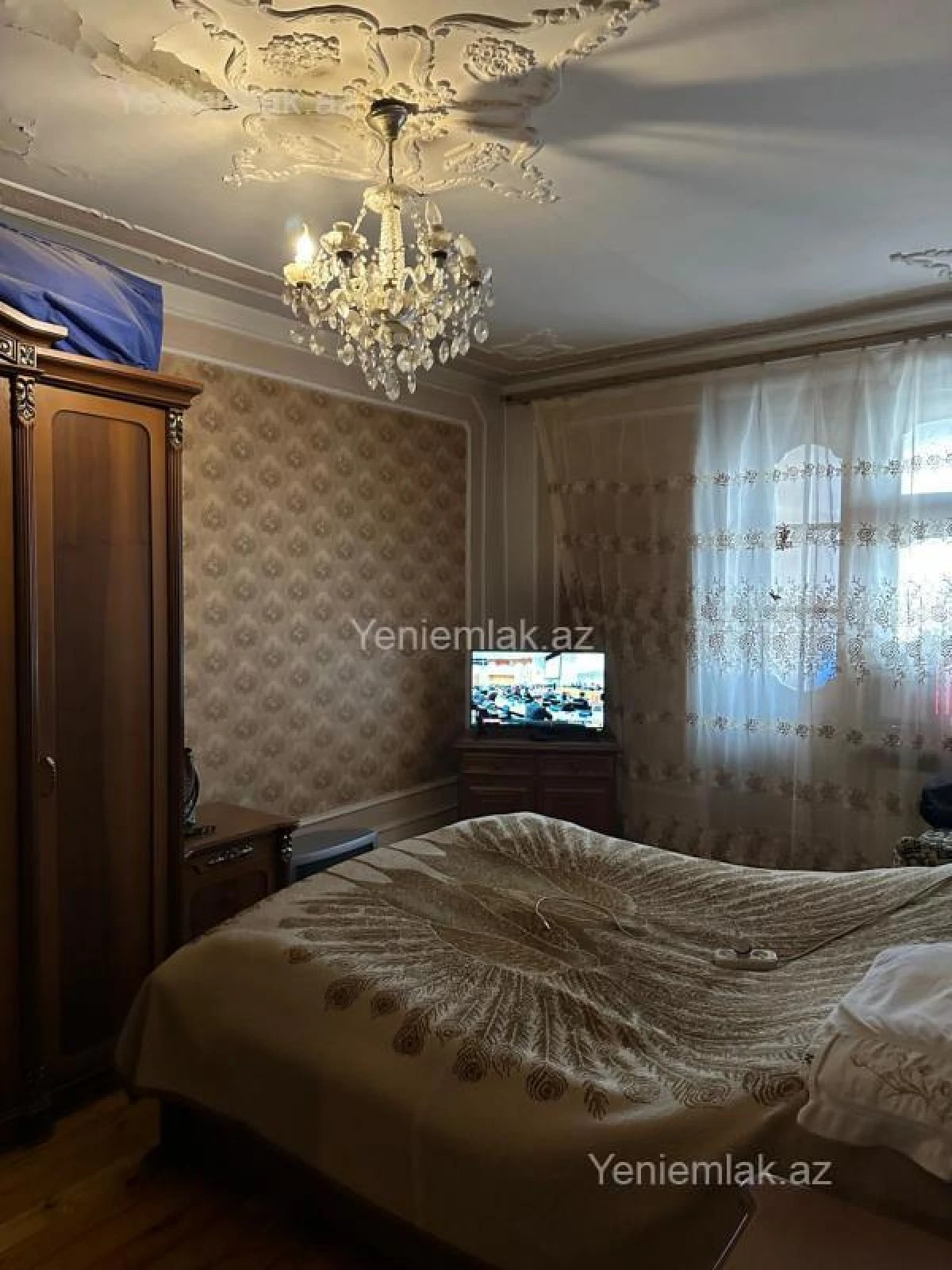 Satılır 4 otaqlı köhnə tikili 90 m²