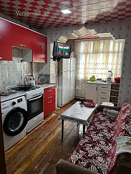 Satılır 4 otaqlı köhnə tikili 90 m² — Sumqayıt, 9-cu mikrorayon 4 otaq 90.00 m²