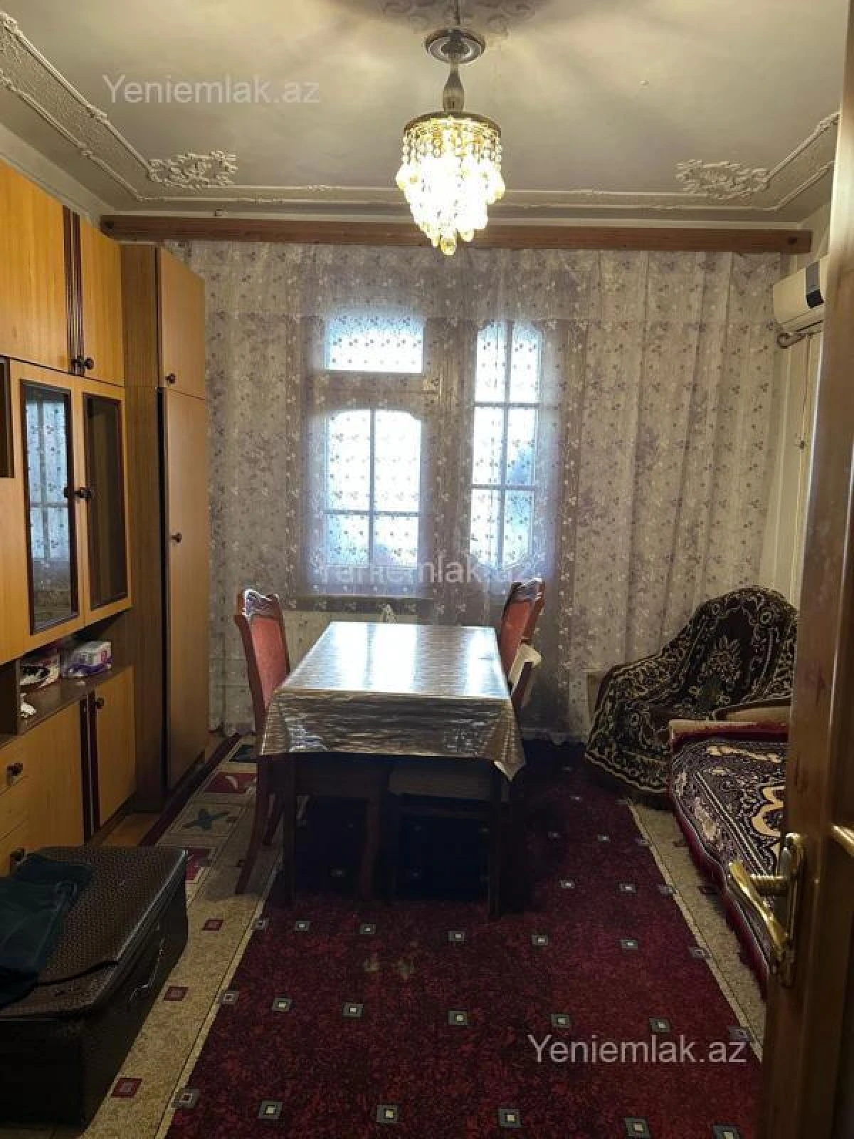 Satılır 4 otaqlı köhnə tikili 90 m²
