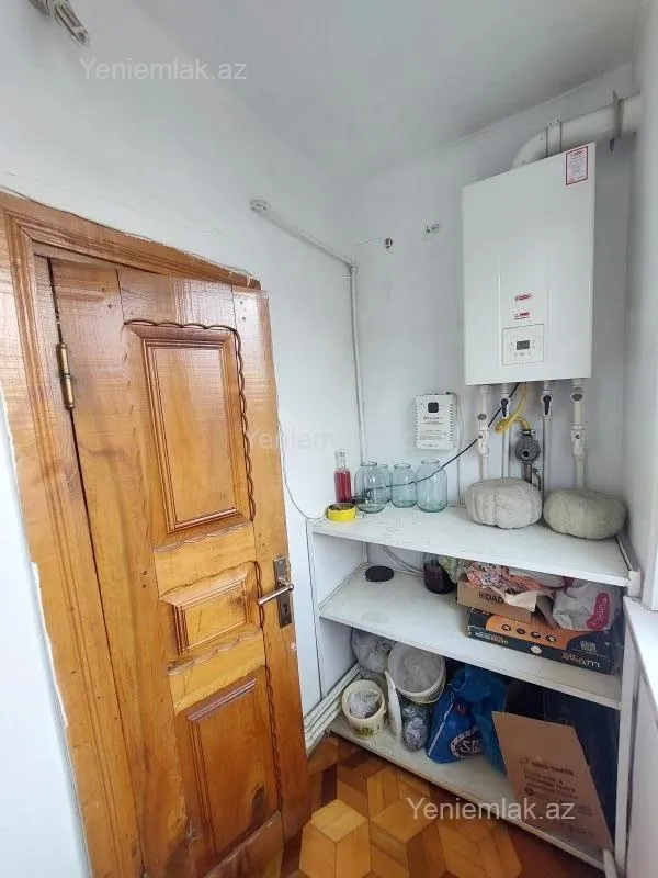 Satılır 5 otaqlı köhnə tikili 133 m²