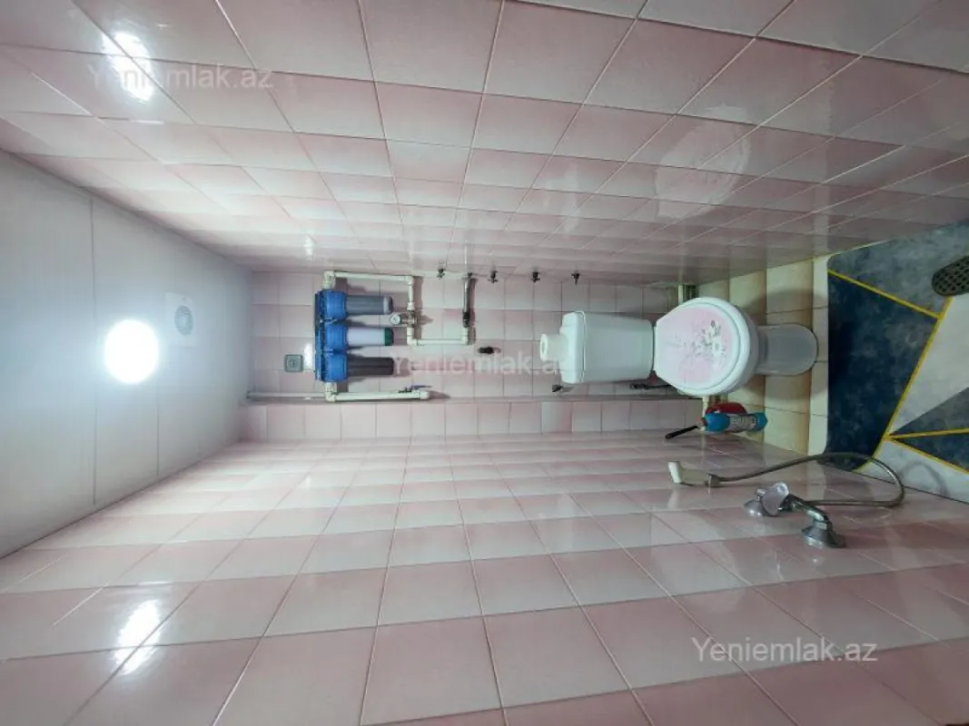 Satılır 5 otaqlı köhnə tikili 133 m²