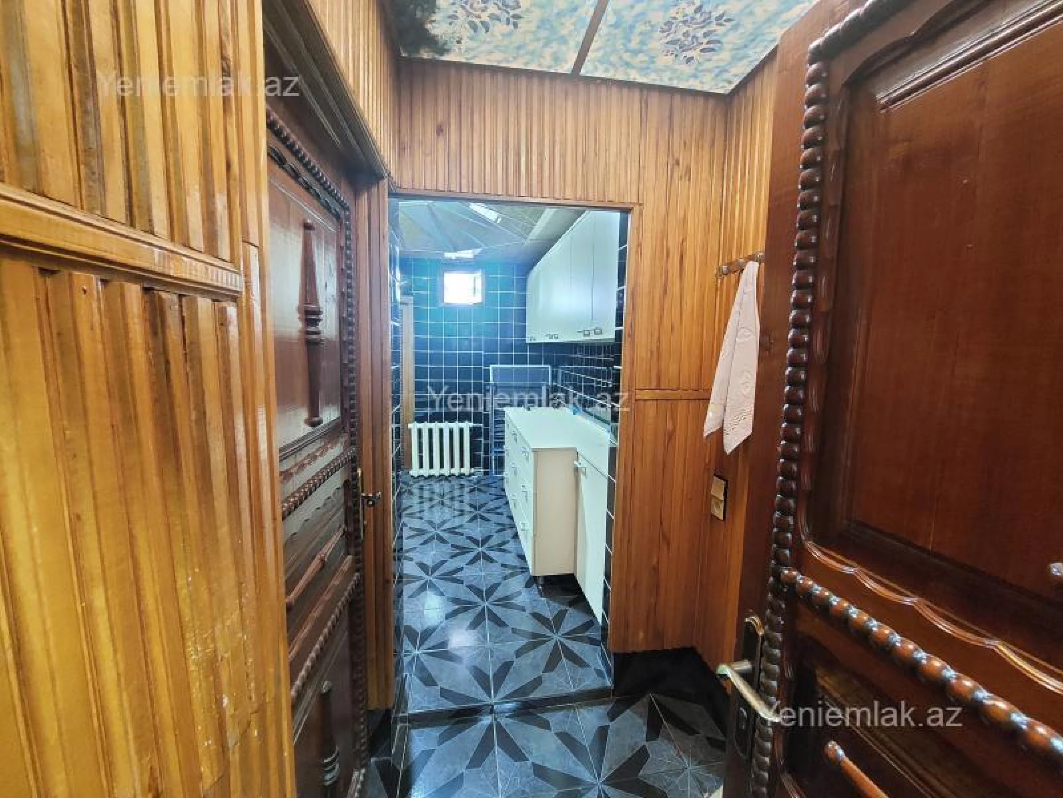 Satılır 5 otaqlı köhnə tikili 133 m²