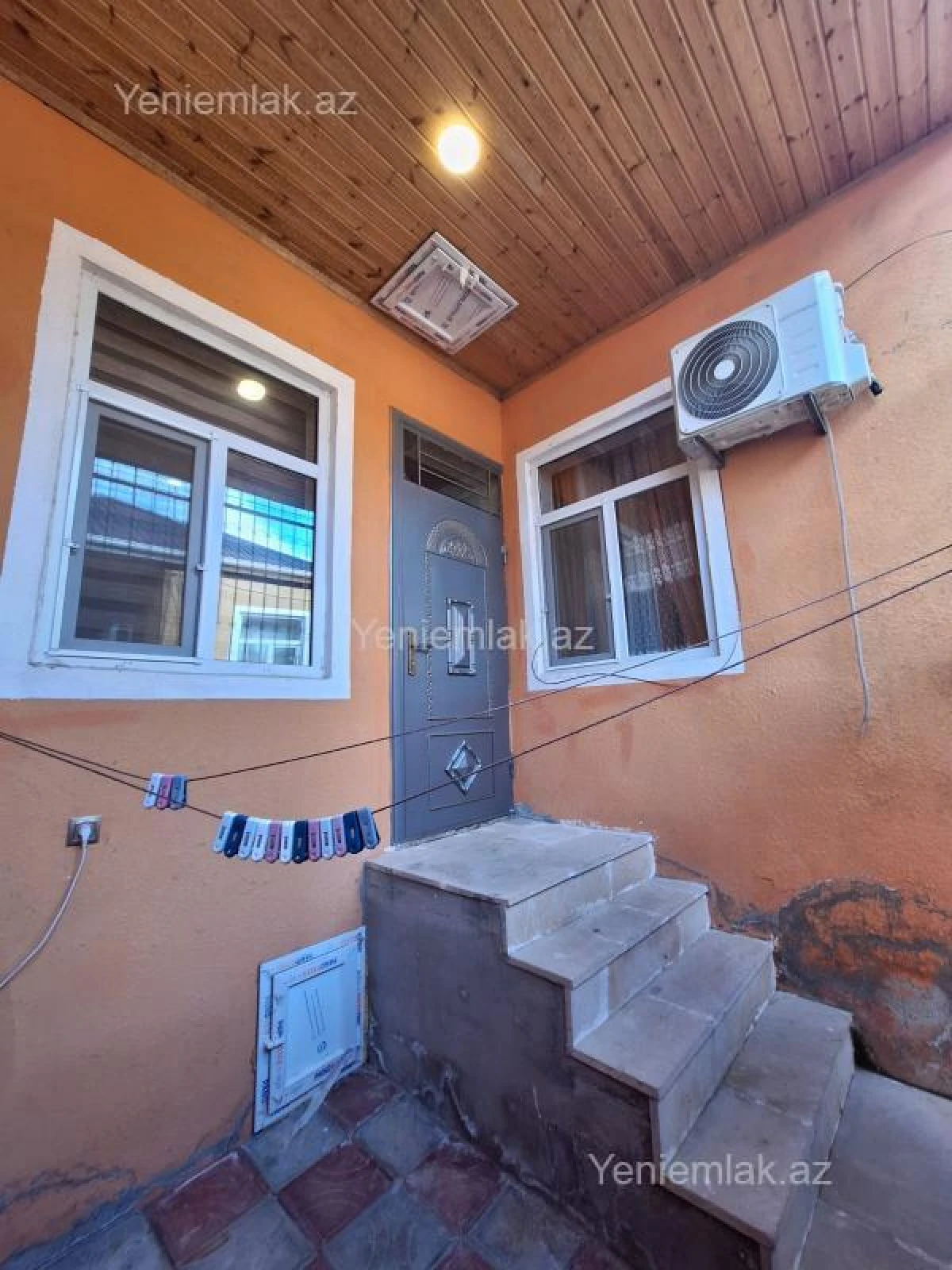 Satılır 3 otaqlı həyət evi 100 m²