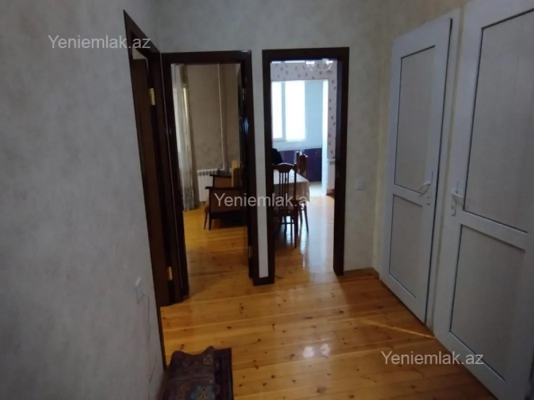 Satılır 3 otaqlı köhnə tikili 75 m²