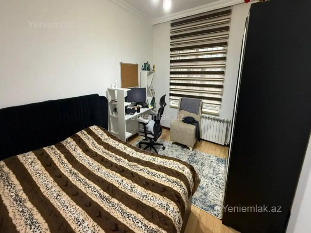 Satılır 3 otaqlı köhnə tikili 90 m²