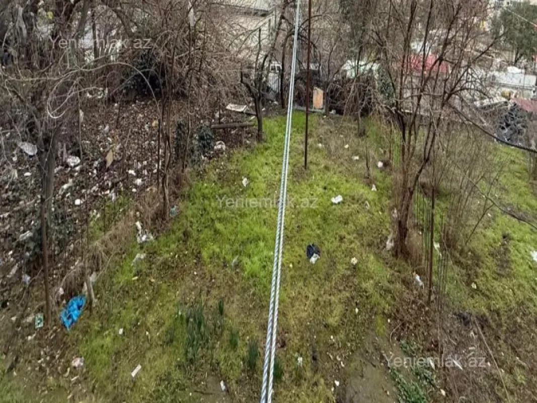 Satılır 3 otaqlı köhnə tikili 90 m²