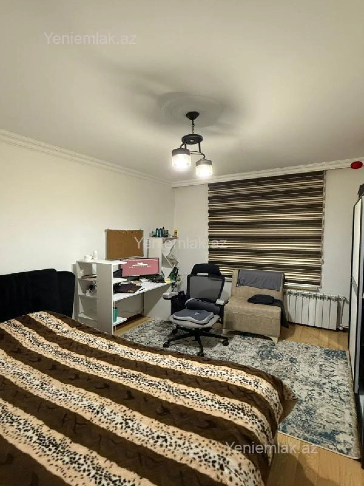 Satılır 3 otaqlı köhnə tikili 90 m²