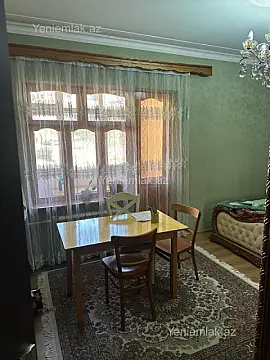 Satılır 3 otaqlı köhnə tikili 80 m²