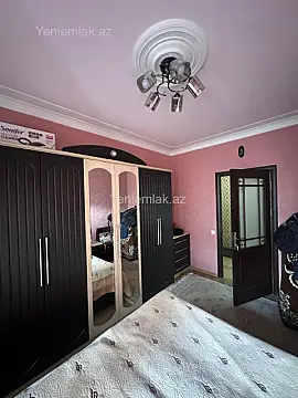 Satılır 3 otaqlı köhnə tikili 80 m²