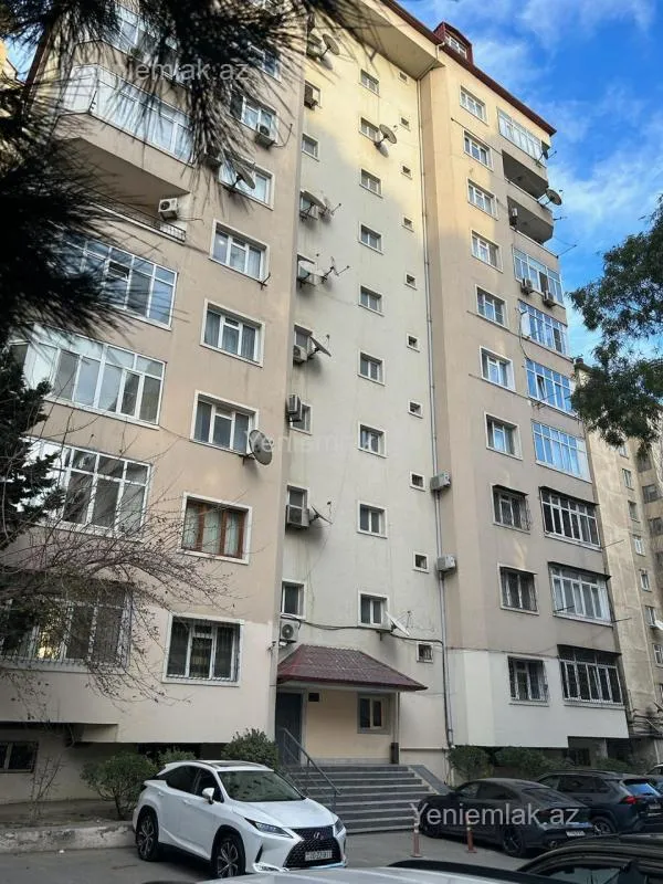 Satılır 3 otaqlı yeni tikili 184 m²