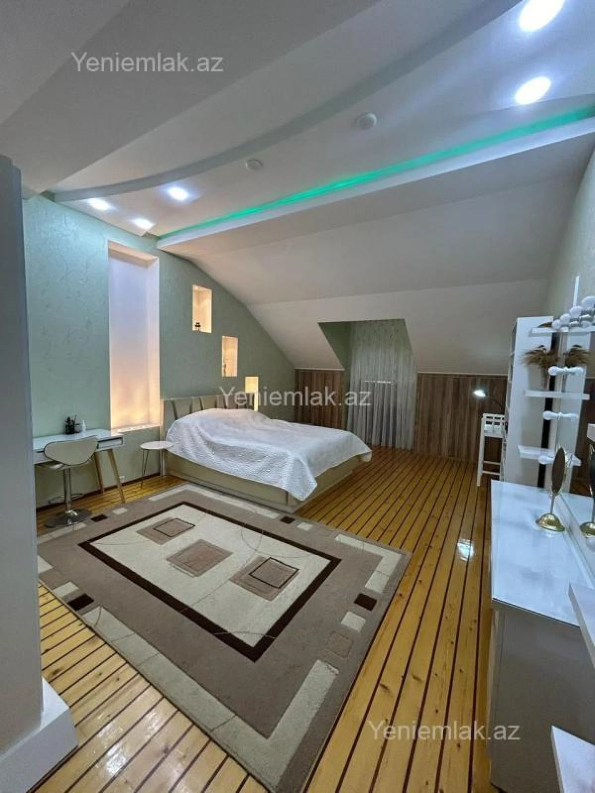 Satılır 3 otaqlı yeni tikili 184 m²