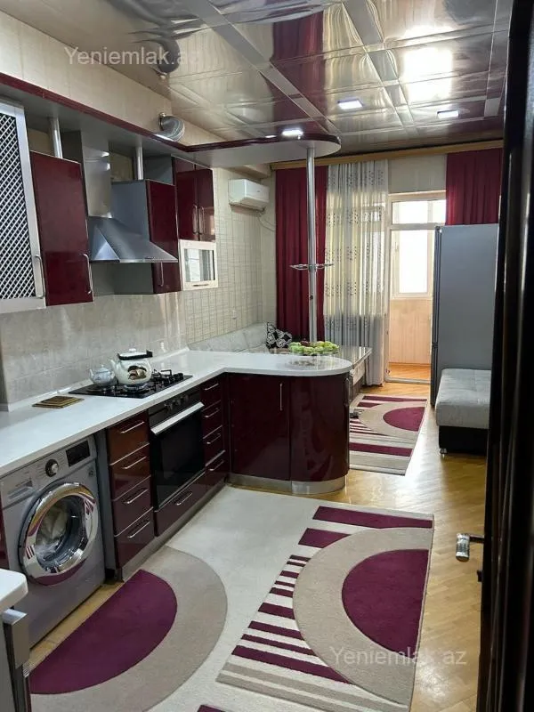 Satılır 3 otaqlı yeni tikili 184 m²