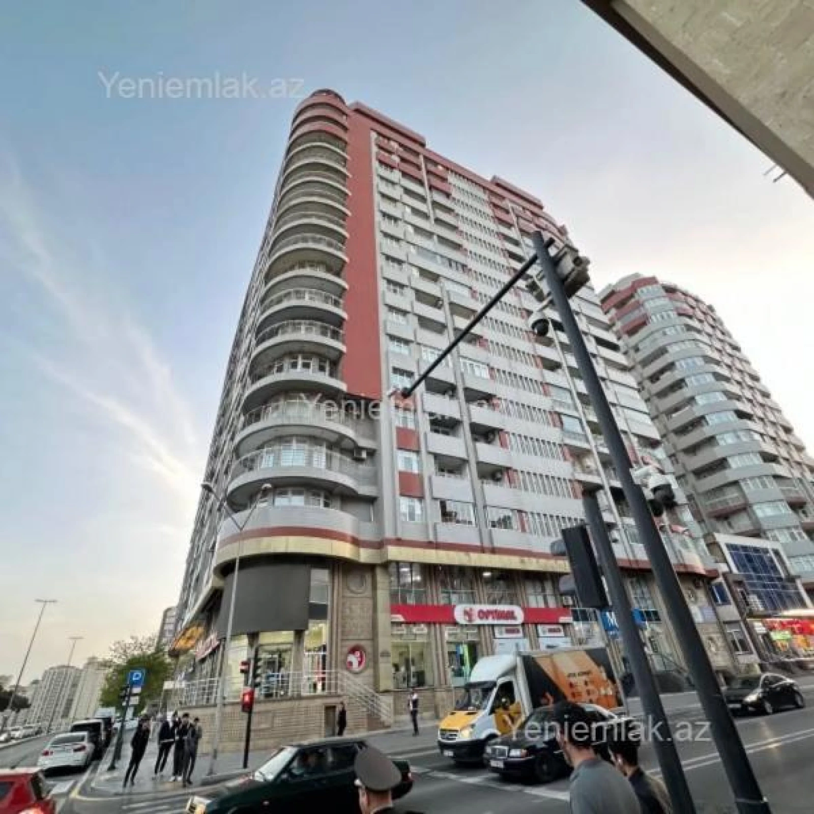 Satılır 3 otaqlı yeni tikili 158 m²