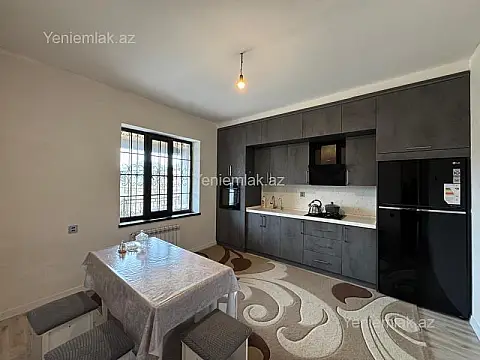 Satılır 5 otaqlı həyət evi 165 m²