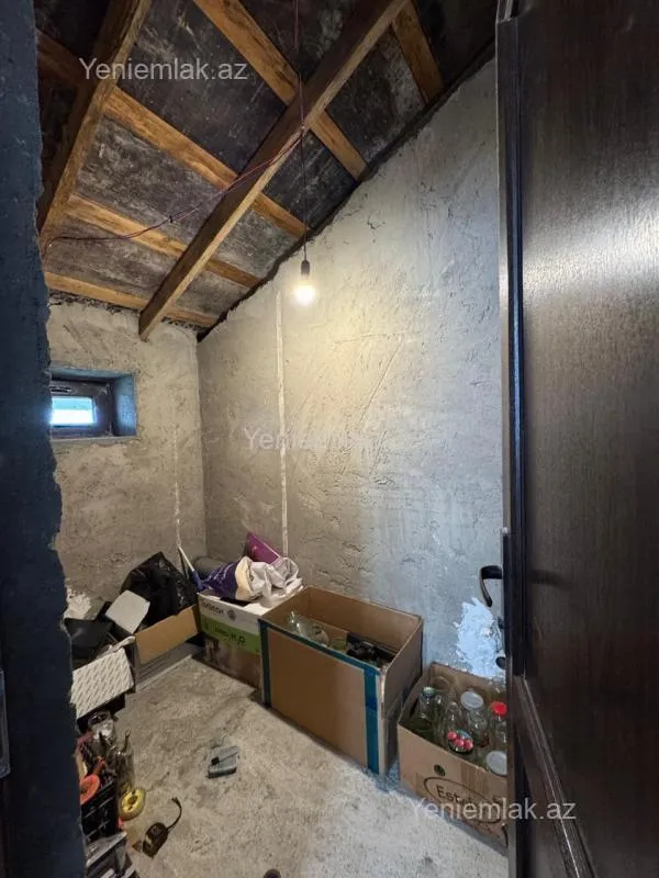 Satılır 5 otaqlı həyət evi 165 m²