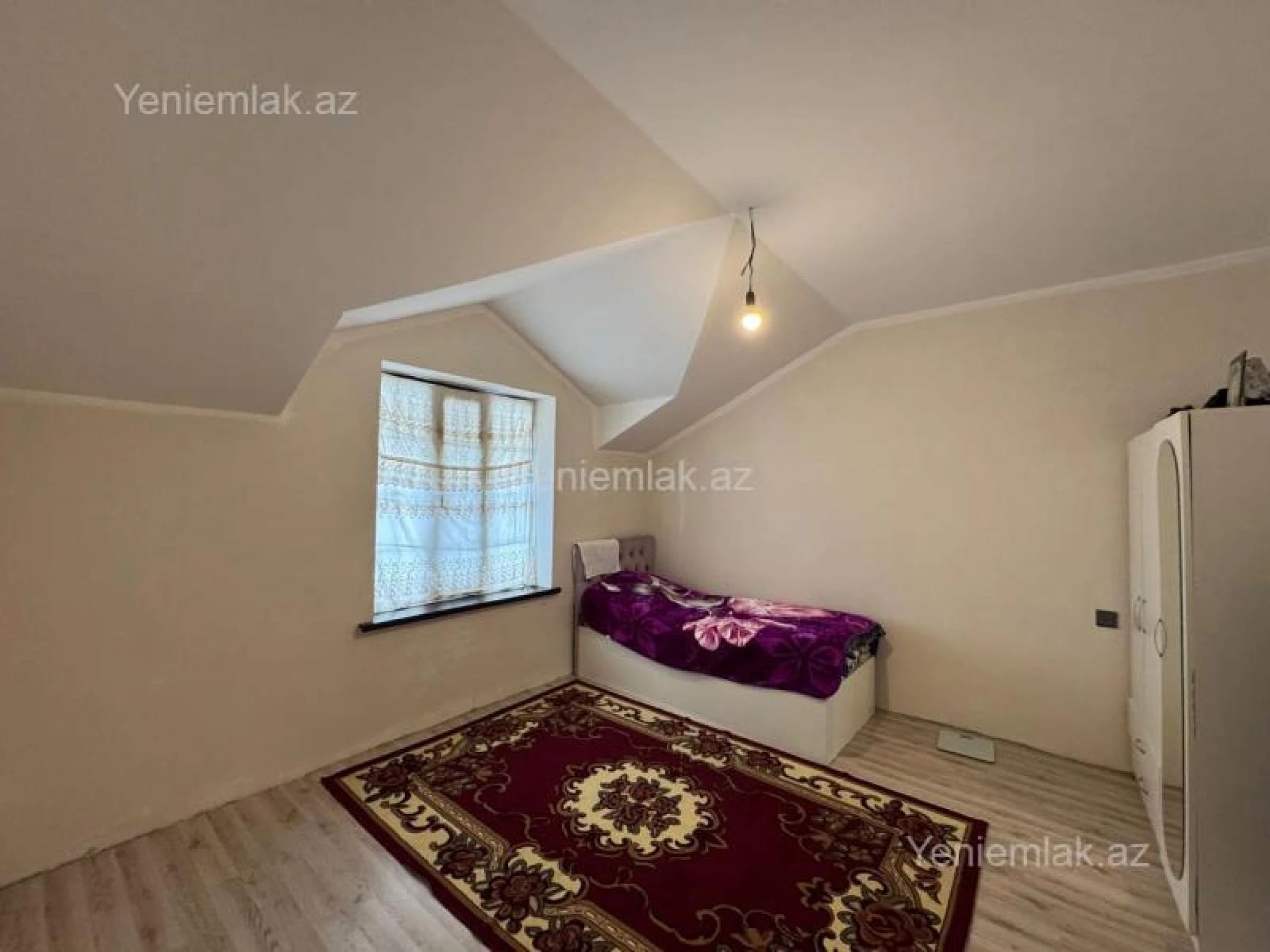 Satılır 5 otaqlı həyət evi 165 m²