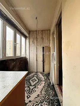 Satılır 4 otaqlı köhnə tikili 110 m²