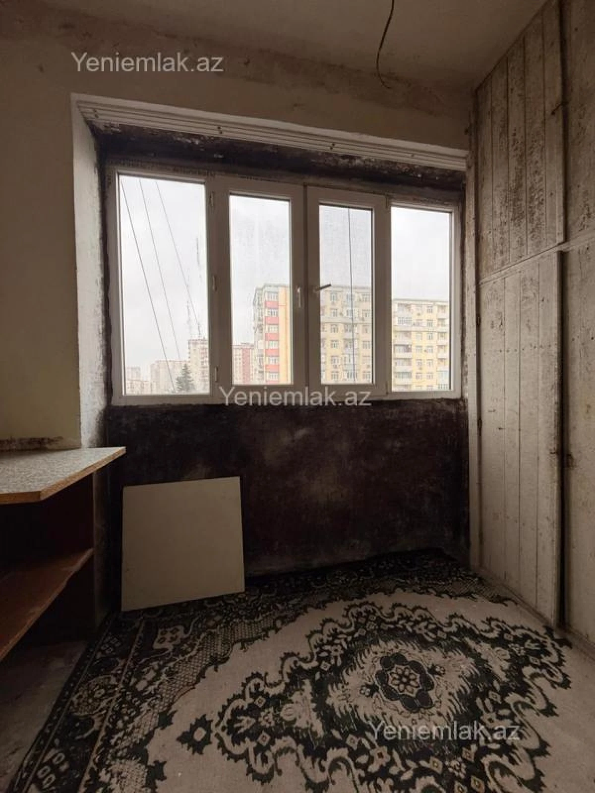 Satılır 4 otaqlı köhnə tikili 110 m²