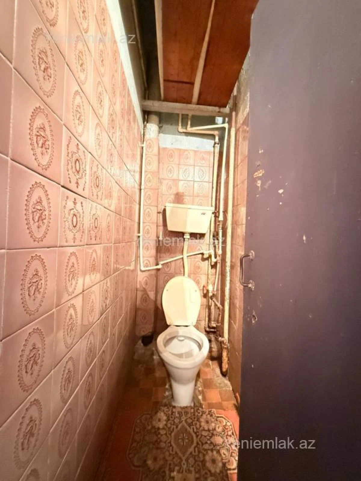 Satılır 4 otaqlı köhnə tikili 110 m²