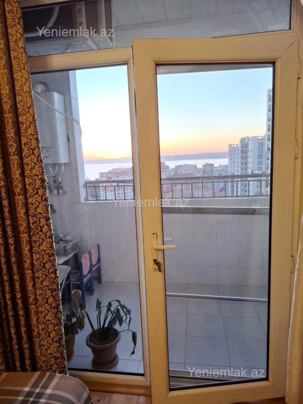 Satılır 2 otaqlı yeni tikili 95 m²