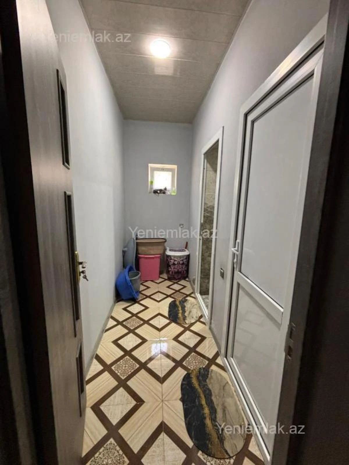 Satılır 6 otaqlı həyət evi 360 m²