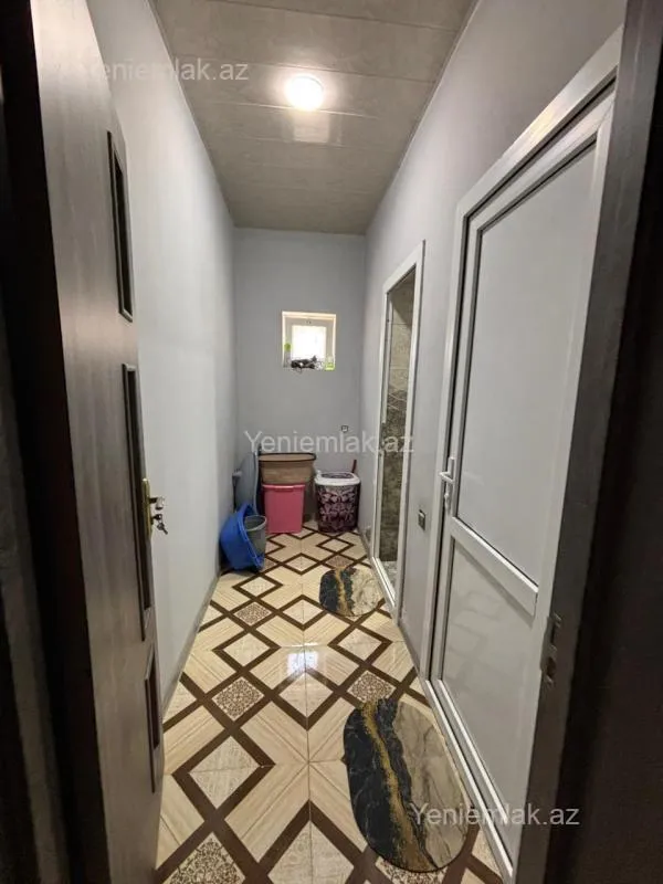 Satılır 6 otaqlı həyət evi 360 m²