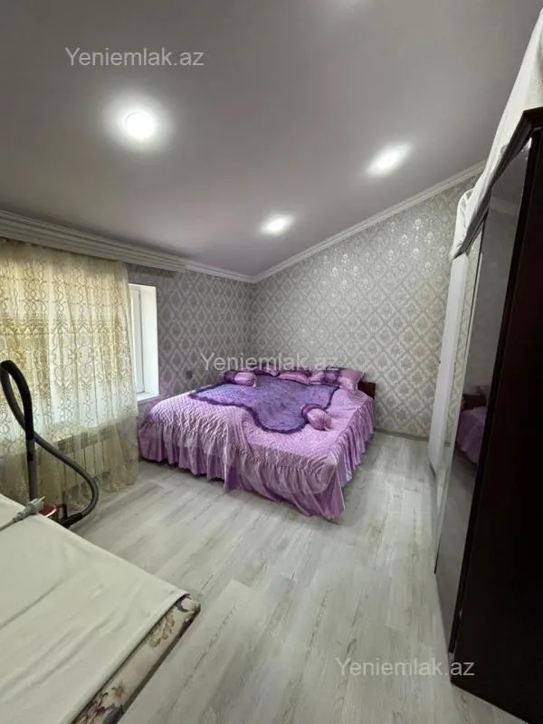 Satılır 6 otaqlı həyət evi 360 m²