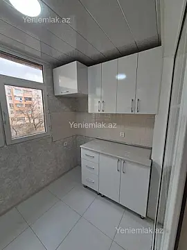 Satılır 1 otaqlı köhnə tikili 30 m²