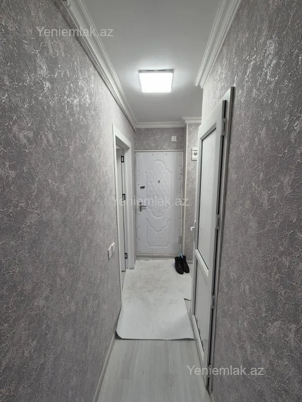 Satılır 1 otaqlı köhnə tikili 30 m²