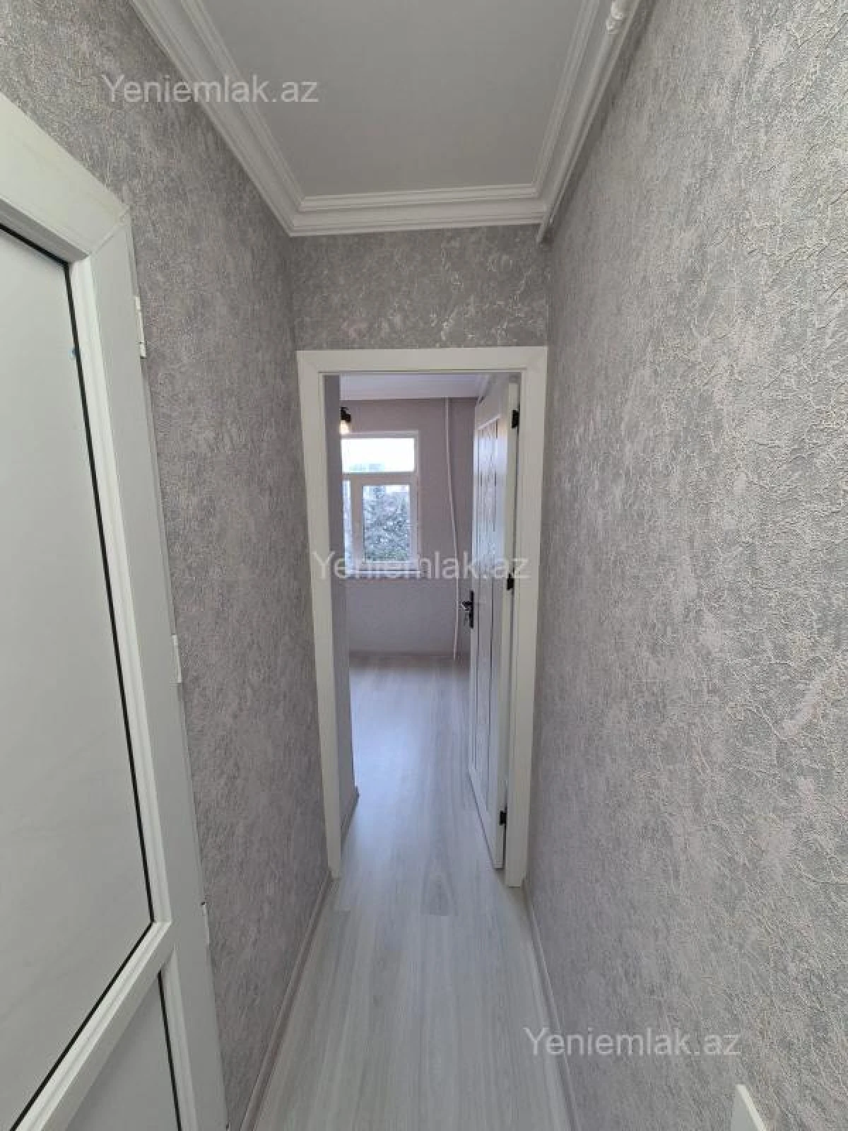 Satılır 1 otaqlı köhnə tikili 30 m²